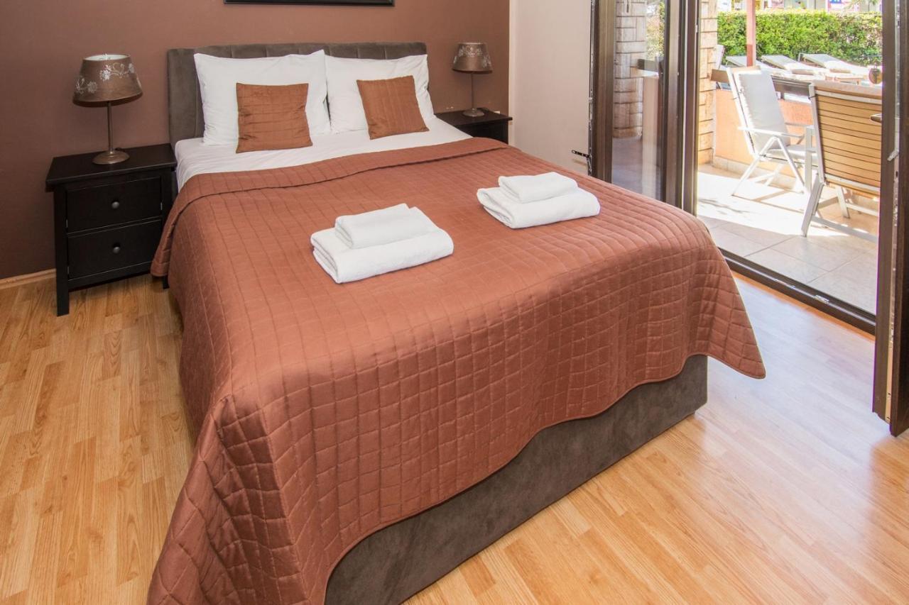Bed & Breakfast Anita Medulin Exterior photo